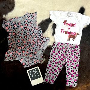 5/$25  ✅ Baby girl matching set